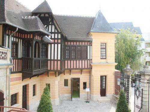 Maison Montmorency Apartment Exterior photo